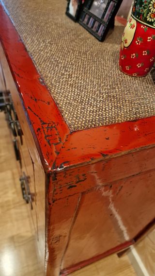 Aparador chino rojo antiguo