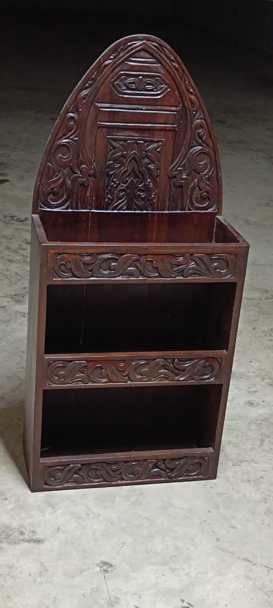 Mueble para colgar madera teka