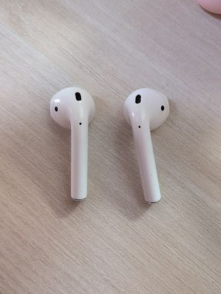 Airpods Apple con funda