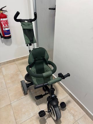 Triciclo infantil verde