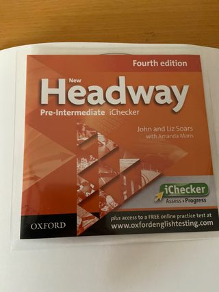 New Headway 4/E Pre-Intermediate Student Book i...