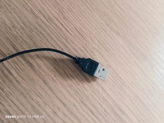 Ratón óptico Microsoft con cable USB