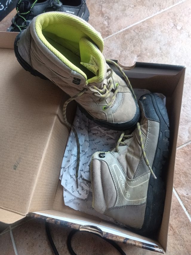 Botas Boomerang trekking - beige/verde