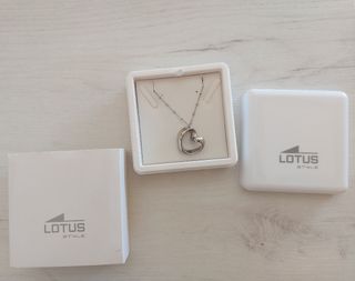 Collar lotus