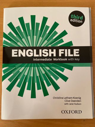 ENGLISH FILE INTERMEDIATE 3 ED STUDENT´S BOOK