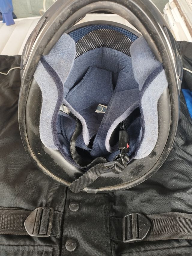 Casco y cazadora moto SAIKO