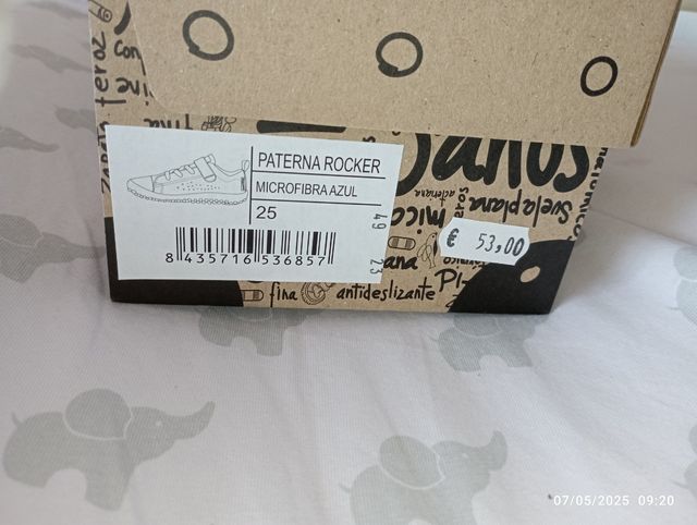 Feroz. Paterna rocker. Azul. 25