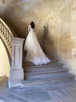 Sobrefalda de novia de Pronovias