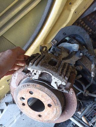 Pinza trasera izquierda mini r53