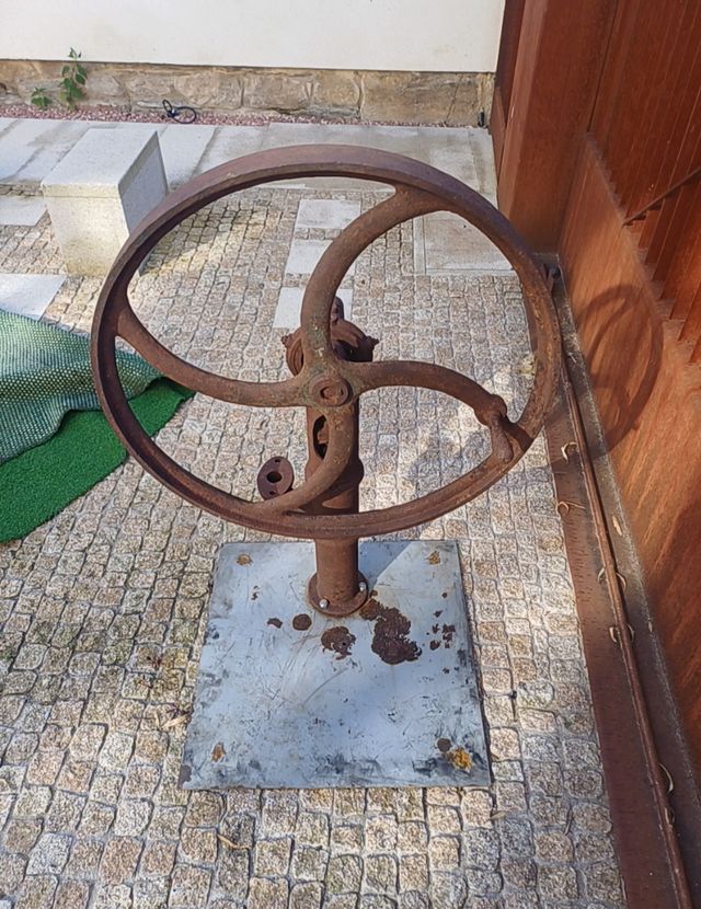 Bomba agua decorativa decoración jardín