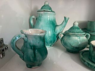 Vajilla cerámica azul blanca , verde agua