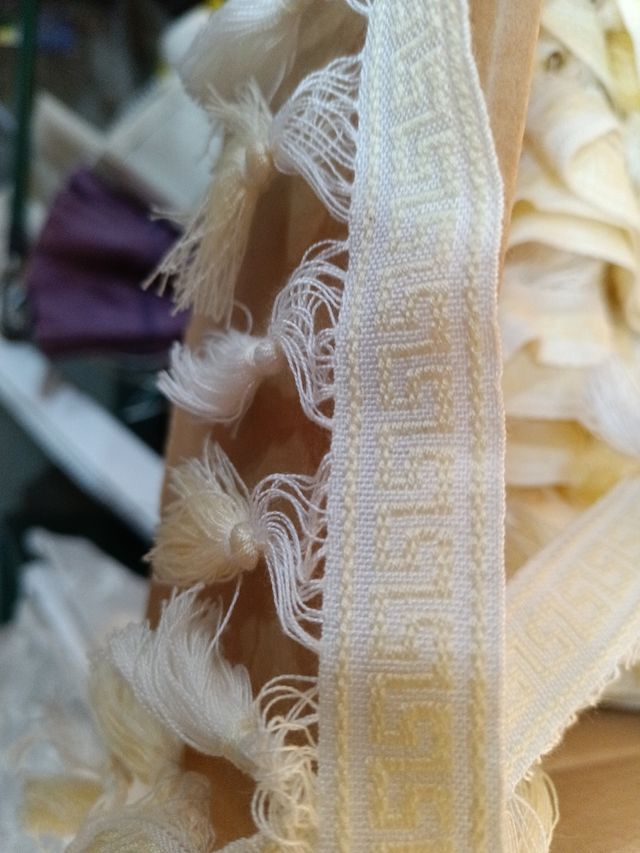 Pasamanería  bicolor  caja