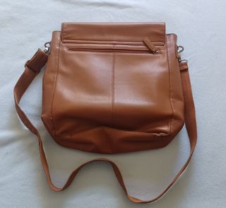 Cartera cuero colgar.