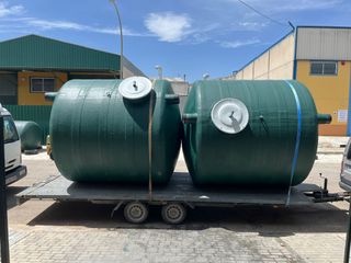 DEPÓSITOS DE POLIESTER
