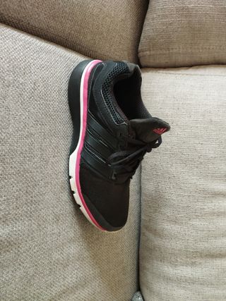 Zapatillas Adidas Negras Rosa - 37 y un tercio 