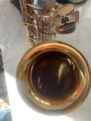Saxophone Alto como nuevo! 