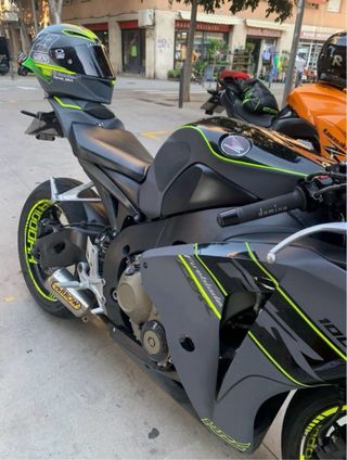 Honda CBR 1000RR - Moto deportiva