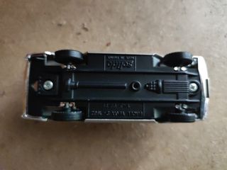 Miniatura Coche Solido 1:43