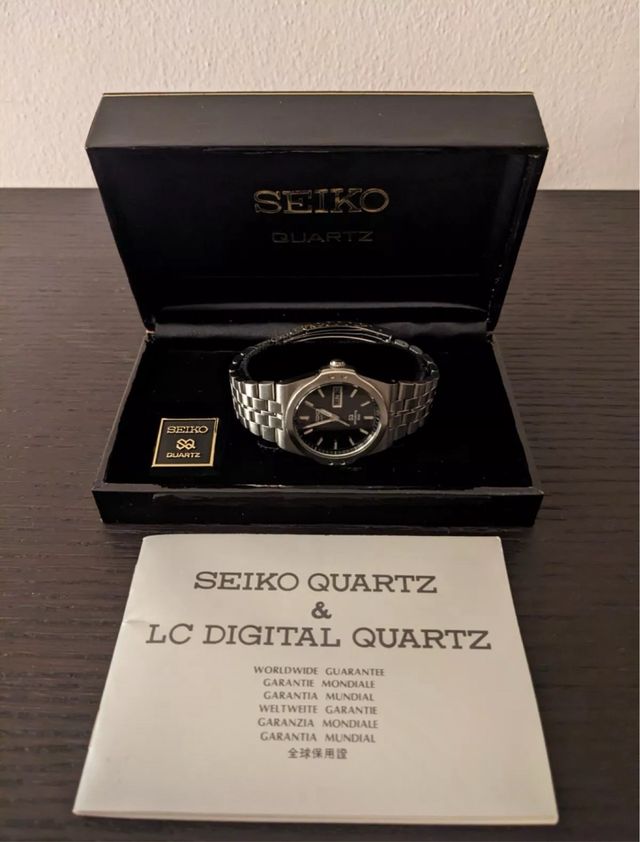 Orologio Seiko SQ 100 Quartz Sports 8229 con Scatola Originale