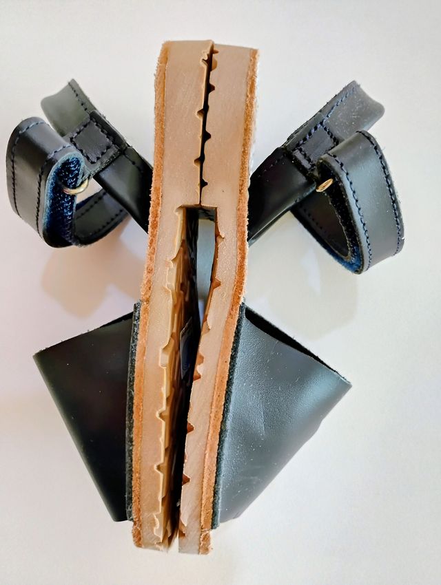 Talla 26 sandalia menorquina infantil