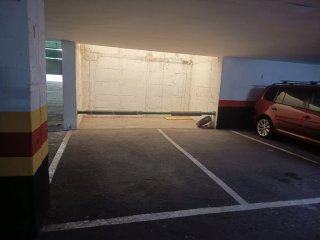 Plaza Garaje en Avda Portugal 3. Para coche grande