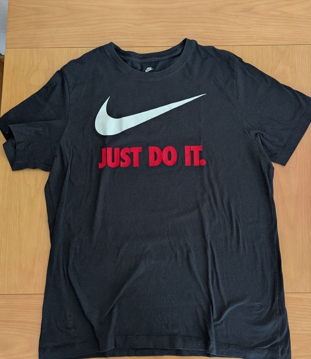 Nike XL negra - Just Do It