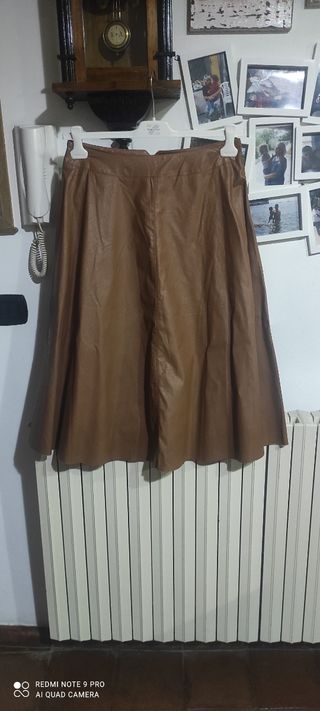 Gonna midi in similpelle