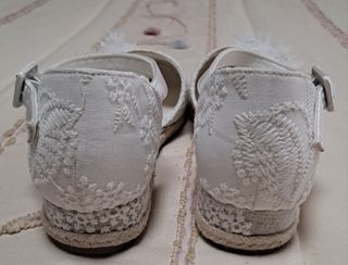 Alpargatas blancas niña talla 35