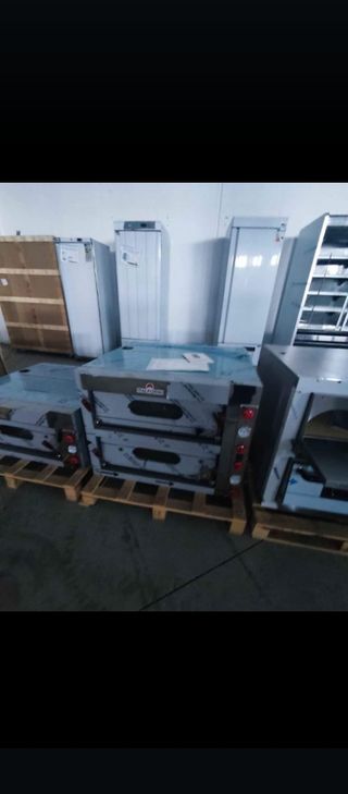 Horno para pizza de dos cámaras eléctrico.