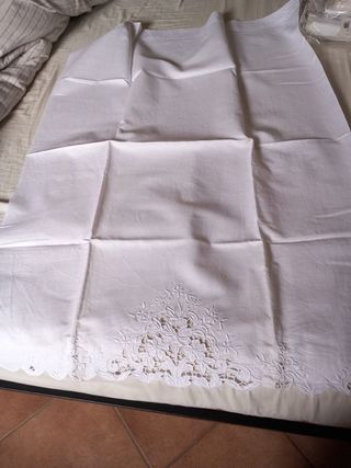 Asciugamani ricamo cotone bianco num 6