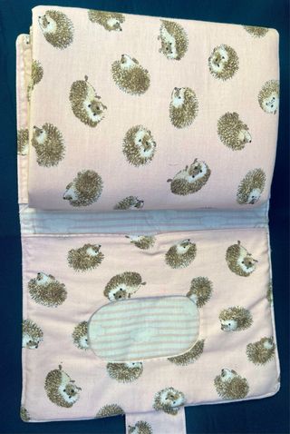 Cambiador bebé erizo rosa