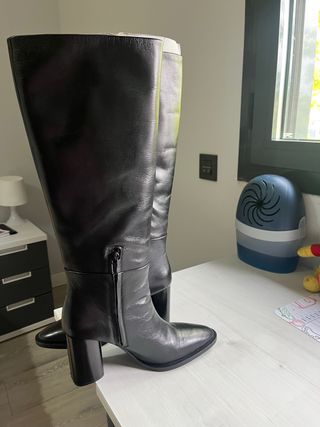 Botas altas Zara piel negra