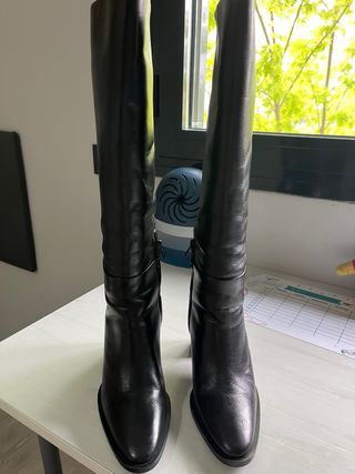 Botas altas Zara piel negra