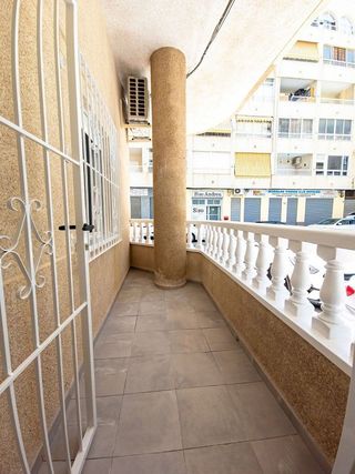 Piso en venta en  El Acequión - Los Naúfragos en Torrevieja