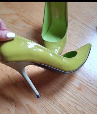 Tacones DelaFuente verde oliva