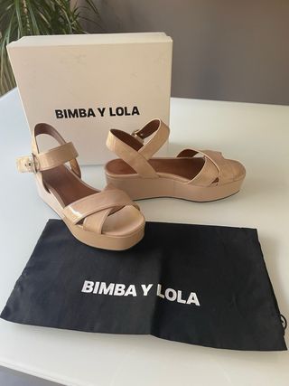 Sandalias Bimba y Lola beige