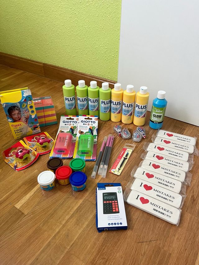 Material escolar nuevo
PapeleriA