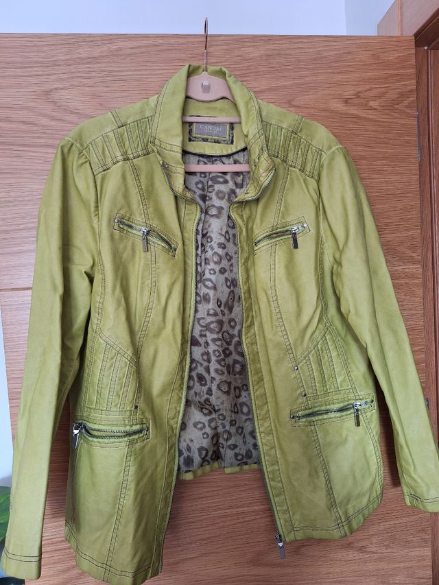 Chaqueta verde polipiel