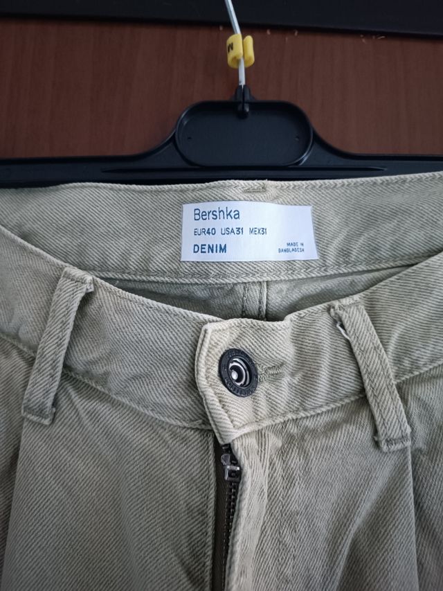 Pantaloni Bershka beige tg EU40
