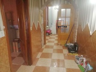 Casa adosada en venta en Valdepeñas