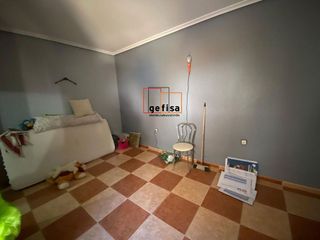 Casa adosada en venta en Valdepeñas
