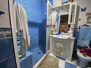 Casa adosada en venta en Valdepeñas