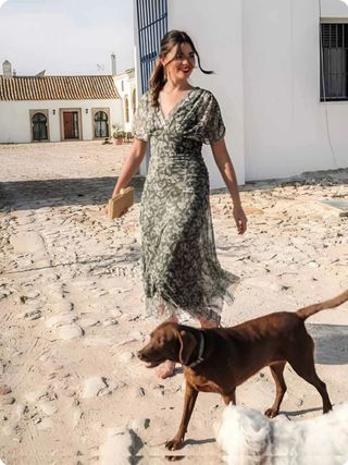 Vestido midi flores verde oliva
