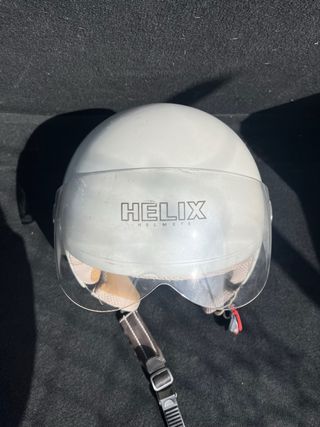 Casco Helix
