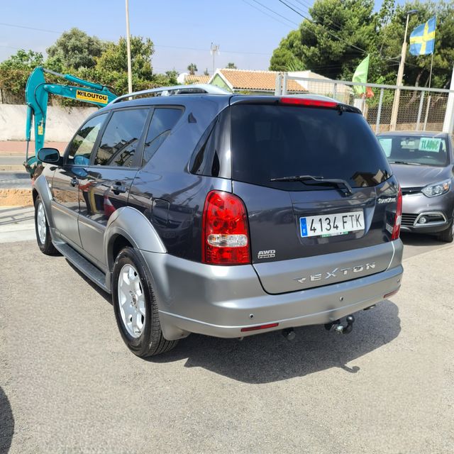 SsangYong Rexton RX 270 Xdi MANUAL 7 PLAZAS
