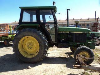 TRACTOR JOHN DEERE 2650S