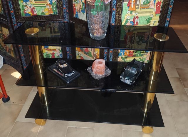 Libreria in vetro e alluminio