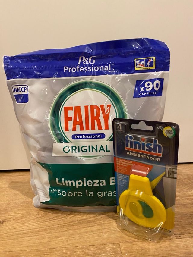 Fairy 90 cápsulas + Ambientador