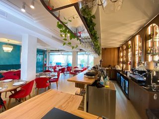 Local comercial en alquiler en Playamar en Torremolinos