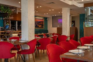 Local comercial en alquiler en Playamar en Torremolinos